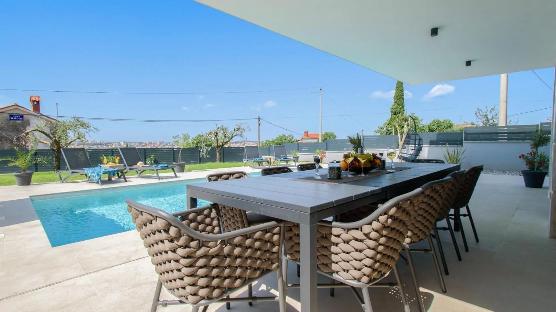 Luxury Villa Sabina With A View Of 풀라 0*,