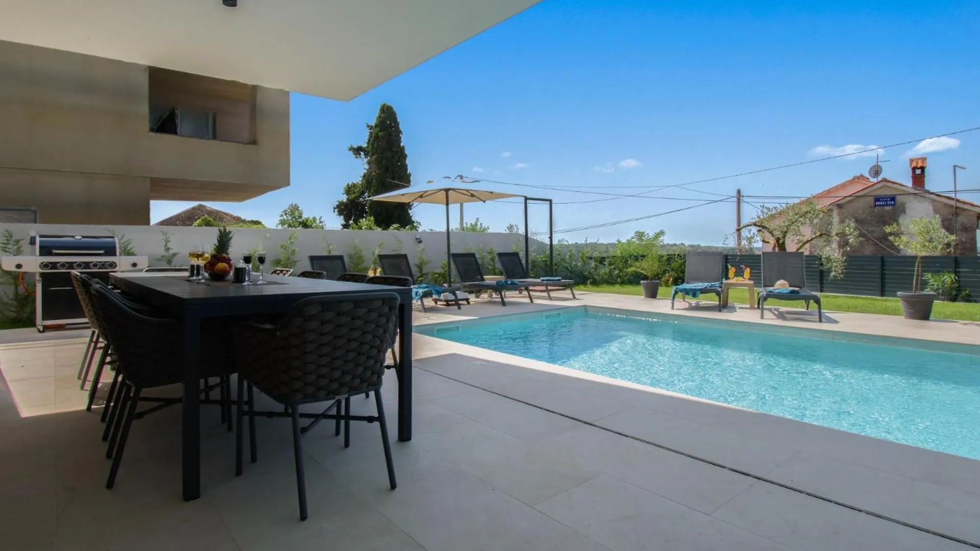 Luxury Villa Sabina With A View Of 풀라 크로아티아